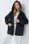Siyah Kapüşonlu Fermuarlı Çift Cepli Yağmurluk Ceket BCHNV-261269